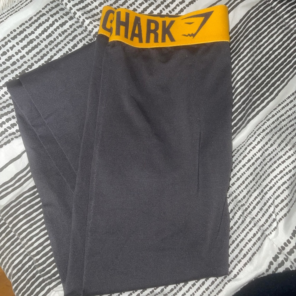Gymshark grey leggings in a size small - used maybe 3x.